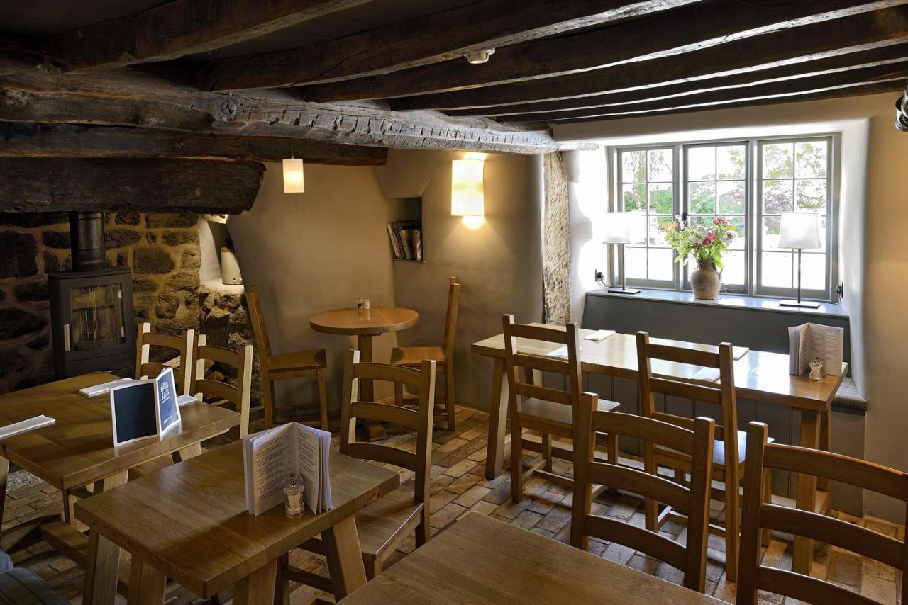 Eversfield Organic At The Ring Of Bells Inn North Bovey Экстерьер фото